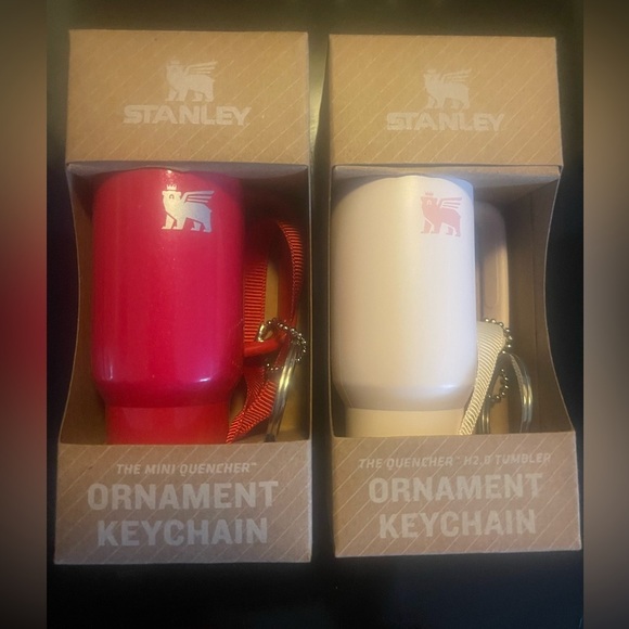 Stanley Mini Quencher Combo Rose Quartz & ELF Red Delicious Ornament Keychains - Picture 2 of 5